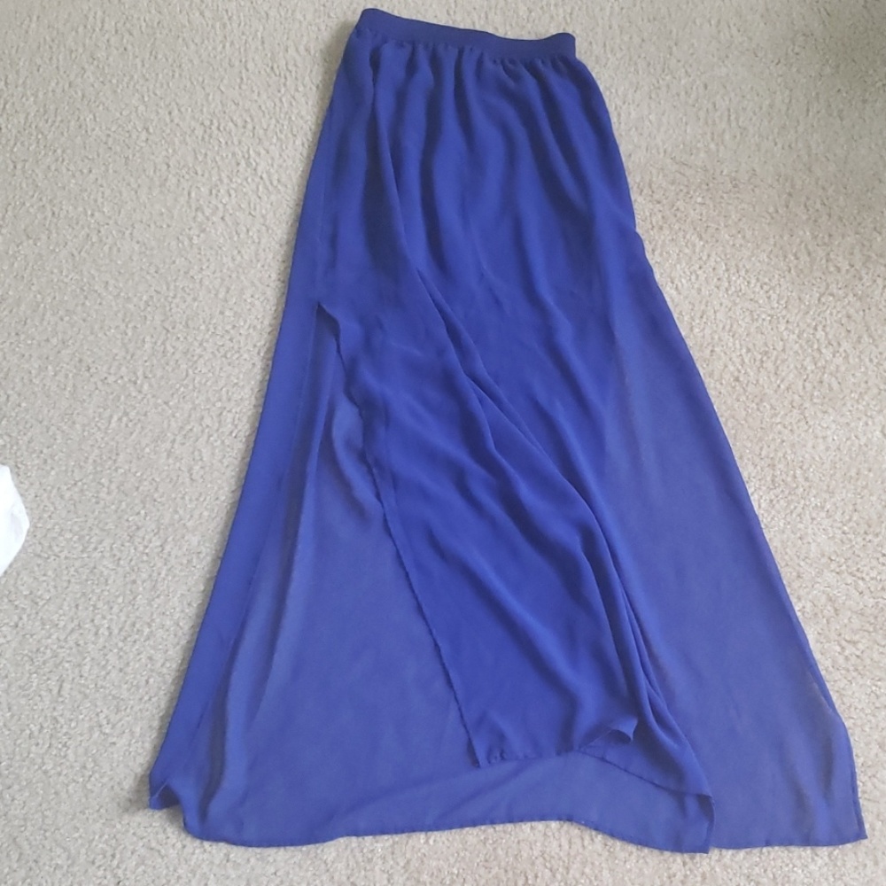 Long skirt